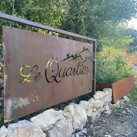 Le Quartier - 4 Alleenstaande * Banne